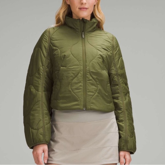 Lululemon Quilted Light Insulation Cropped Jacket
Ether Green - Picture 9 of 10